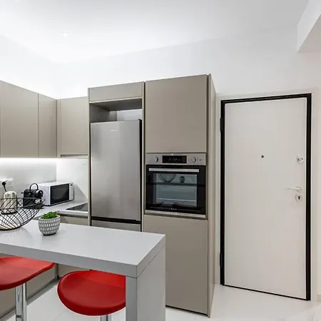 Acropolis Luxury *